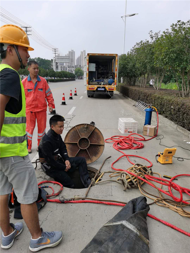 清镇翻衬法管道修复技术主要工序