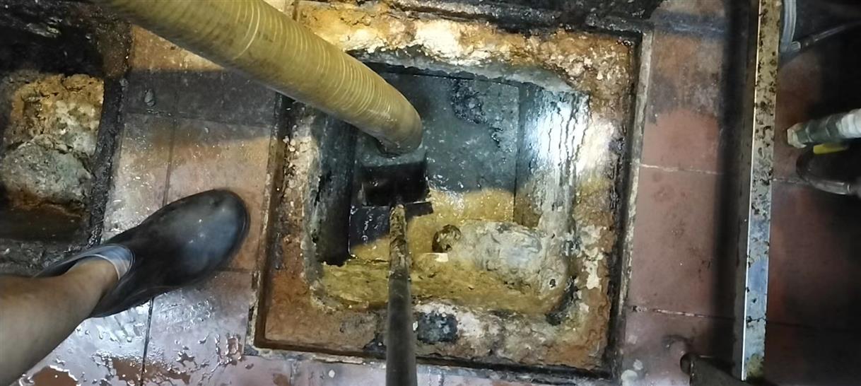清镇污水池清理一般都有毒气，怎么预防中毒呢？